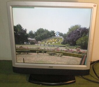 LCD monitor AOC, 17 palců, DVI otočný stojan