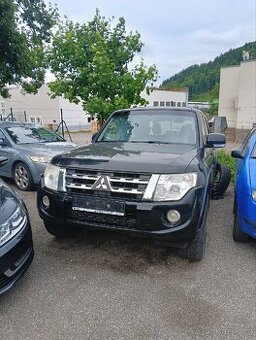 Mitsubishi Pajero 3 3.2 147kw bourane