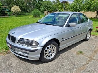 BMW 323i 125kW