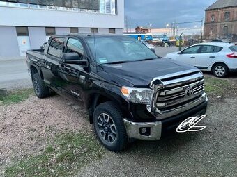Toyota Tundra Sr5