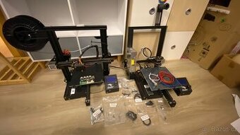 Ender 3 – funkční + druhá na díly, BLTouch, doplňky