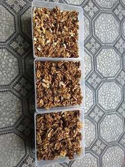 Vlašské ořechy loupané