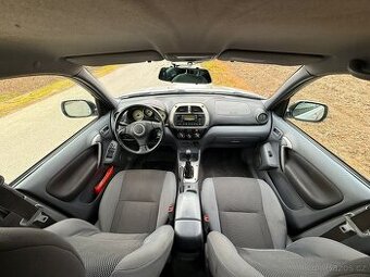 TOYOTA Rav4 2.0 D4D 4x4