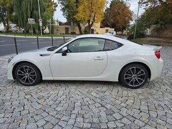 Subaru BRZ 2.0 Sport, 6MT, 147kW/200k