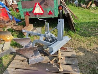 dvouradliční  pluh za TK- 14,Mt -8-132