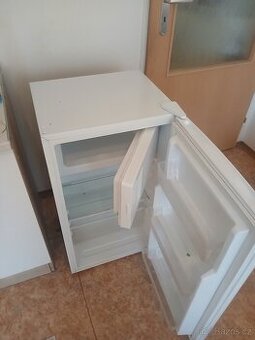 Prodám ledničku Vivax
