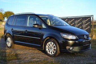 Volkswagen Touran 1.4 TSI Highline DSG XENON 7M