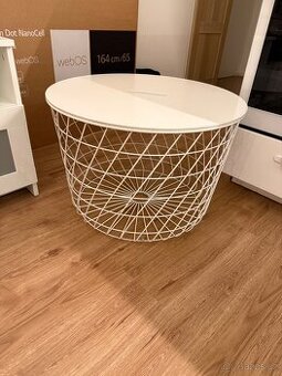 Konferenční stolek