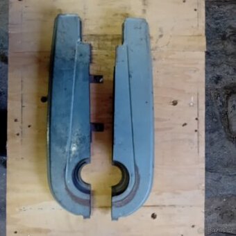 Prodám kryt řetězu Jawetta