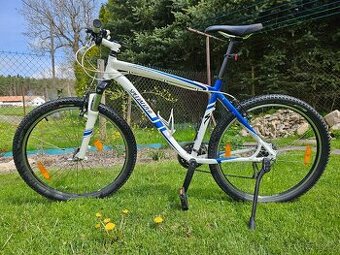 Pánské kolo Specialized, 26", vel. L – zachovalé
