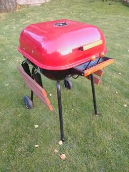 Pojízdný gril
