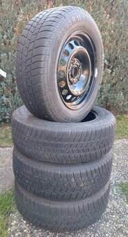 Zimní pneu BARUM 195/65 R15 na ráfku 5x112