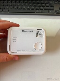 Detektor oxidu uhelnatého XC100 Honeywell