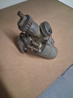 Karburator a kohout perak