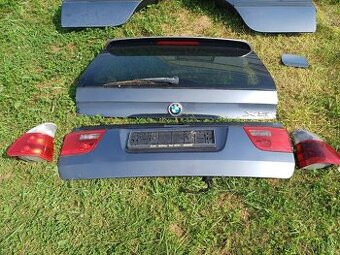 Páté dveře, kufr, zadní světla BMW X5 E53