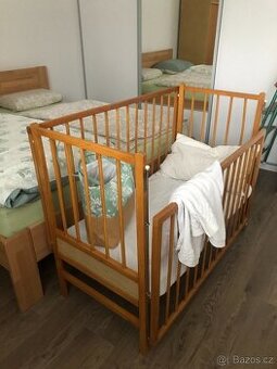 Dětská postýlka (buková)