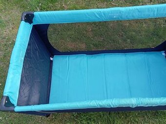 Dětská cestovní postýlka