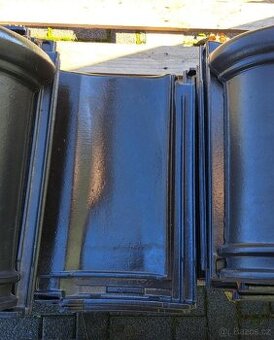 Tondach STODO 12 glazura černá