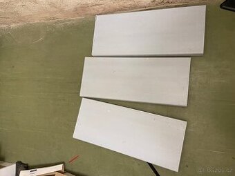 Vnitřní parapety bílé nové 60x24cm,3 kusy