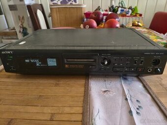 Sony MDS-JE500 Minidisc deck na opravu nebo ND
