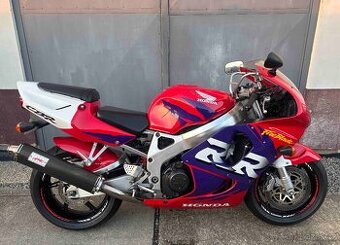 Honda CBR900RR SC33 1999
