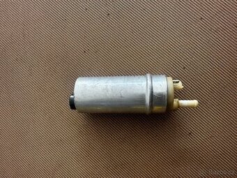 M52B25 Palivové čerpadlo