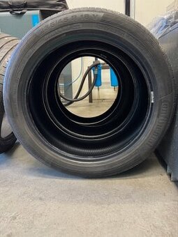 235/45/18V CONTINENTAL