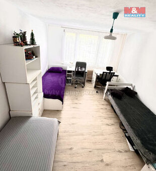 Pronájem bytu 2+1, 58 m², Pardubice, ul. Družby - 1