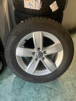 Kola VW 16 6.5J X 16 ET 44, gumy 215/60 R 16 TOP STAV