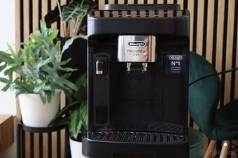 Automatický kávovar De’Longhi Magnifica Evo