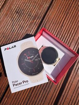 Polar pacer pro - gold dust - sportovní hodinky
