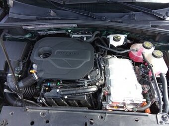 MG ZS hybrid+
