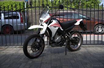 Yamaha XT125X Supermoto