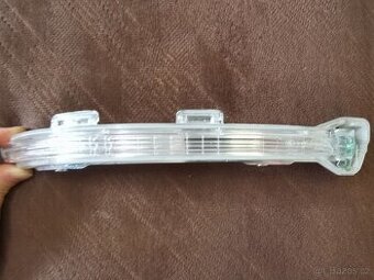 Výstražný Blinker do pravého zrcátka VW Golf 7 / Touran