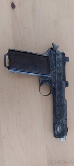 Pistole Steyr 1912 úředně znehodnocena v roce 1985 na VB