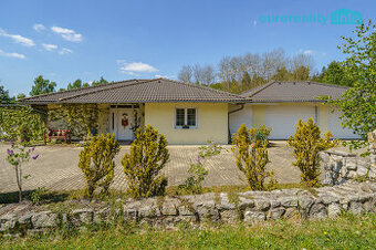 Prodej, rodinný dům, 1573 m2, Pila