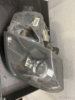 Levé přední světlo cadillax cts