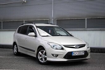 Hyundai i30 CW 1.4i CVVT Start