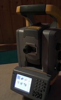 Trimble S6 3 DR300+ tachymetr špičkový stav příslušenství vč