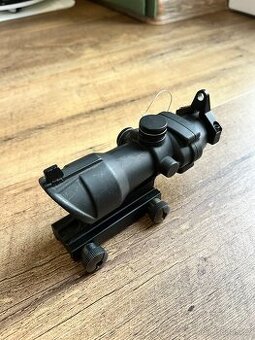 Optika ACOG GL 4x32 - Původní cena 3 300 Kč