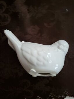 porcelánový ptáček