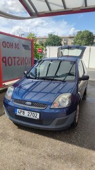 Ford Fiesta 1.3, 44 kW, rok 2006 – spolehlivý vůz za dobrou