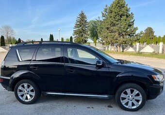 Mitsubishi Outlander 2.2 DI-D 4x4 7miest/webasto - 1