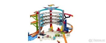 Hot Wheels Mega Ultimátní garáž se žralokem - 1