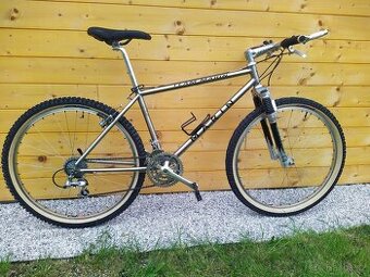 Kolo 26" MARIN Team Marin 1993 velikost 16"