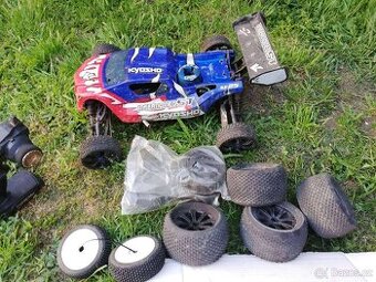 Kyosho neo st nitro spalovací motor 1/8