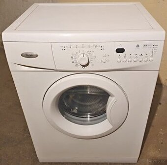PRACKA WHIRLPOOL,BOCNI PLNENI,5KG,DISPLEJ,1200 OT.,TRIDA A+
