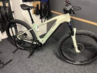 CUBE Reaction Hybrid PRO 800 vel.M a L 2026 NOVÝ MODEL