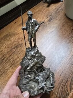 FRANTIŠEK JOSEF VELKÁ KOVOVÁ SOCHA- CÍSAŘ NA LOVU