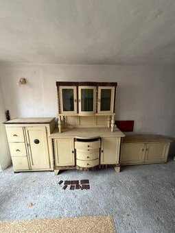 Kuchyňský nábytek